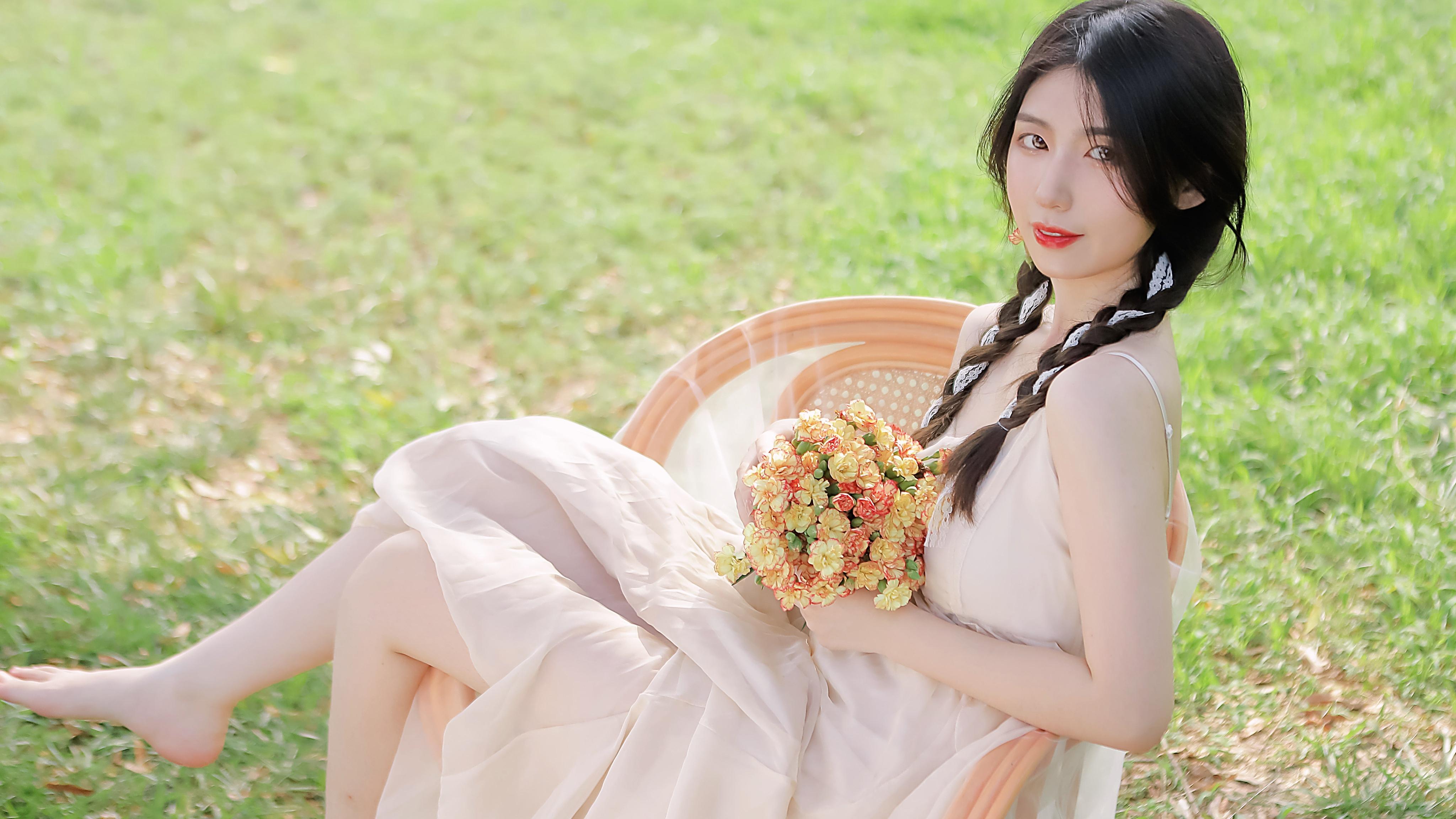 一抹青色入夏来 “青·韵”特展亮相成都金沙